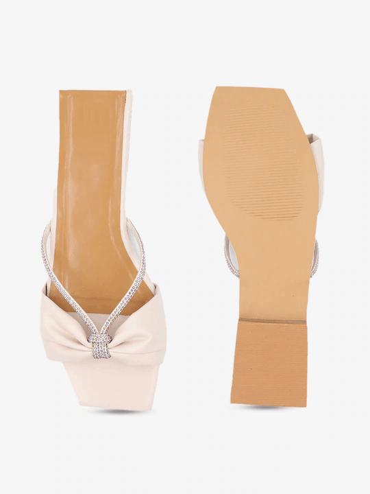 Women Cream-Coloured Embellished Bows Flats