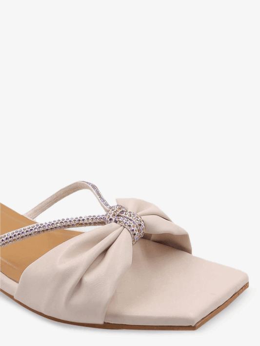 Women Cream-Coloured Embellished Bows Flats